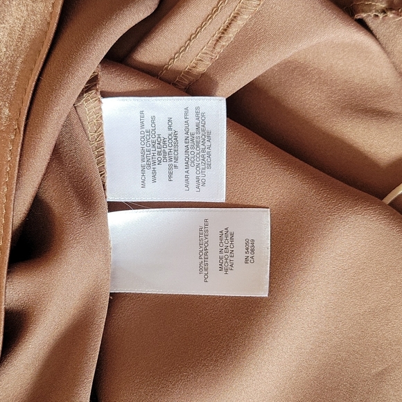 Jones New York Sleeveless Cowl Neckline - Picture 5 of 5